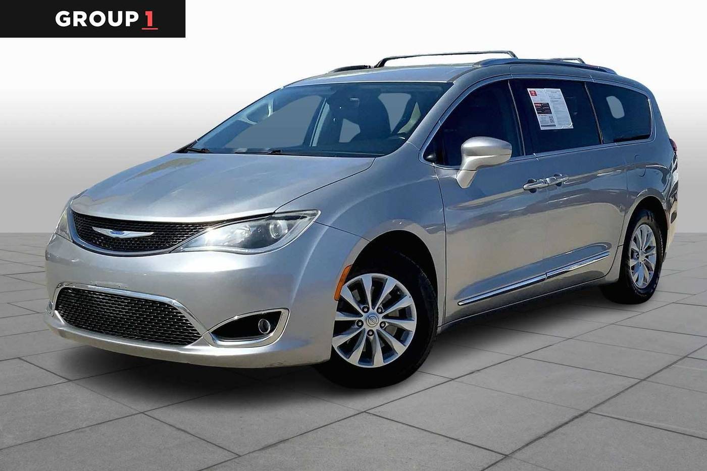 2019 Chrysler Pacifica Touring L — Minivan — 105,433 mi — El Paso, TX