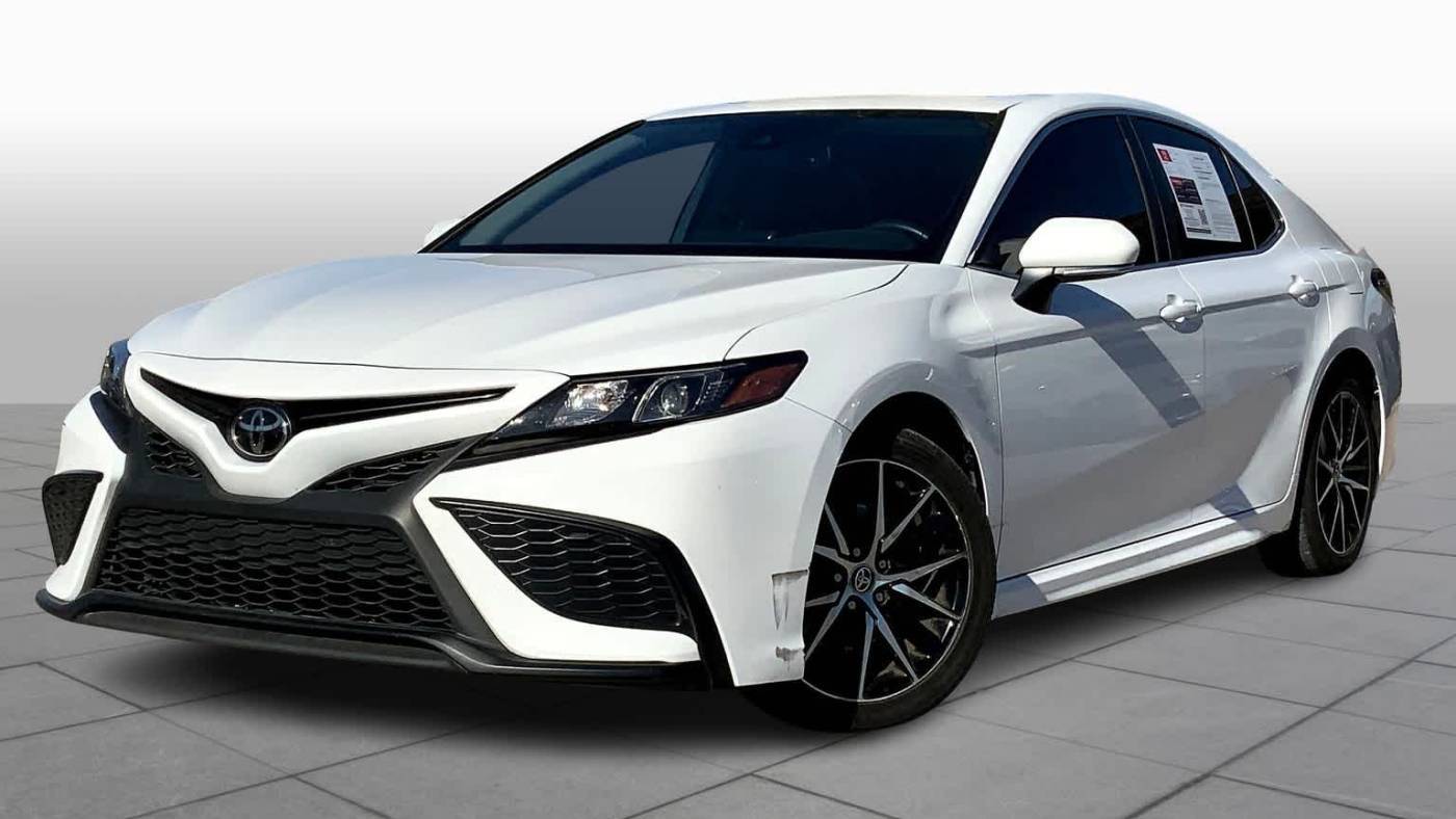 2022 Toyota Camry SE — Sedan — 52,693 mi — El Paso, TX