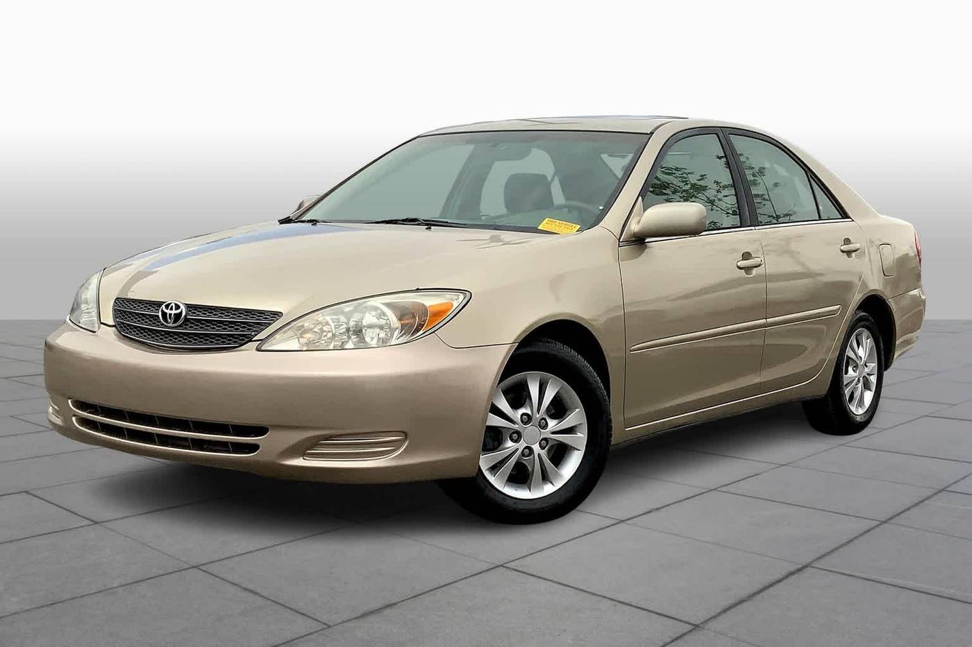 2004 Toyota Camry LE V6 — Sedan — 58,265 mi — El Paso, TX