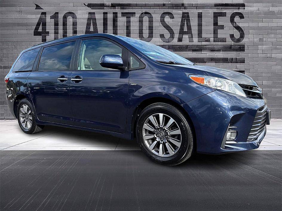 2020 Toyota Sienna XLE — Minivan — 121,496 mi — Bonney Lake, WA