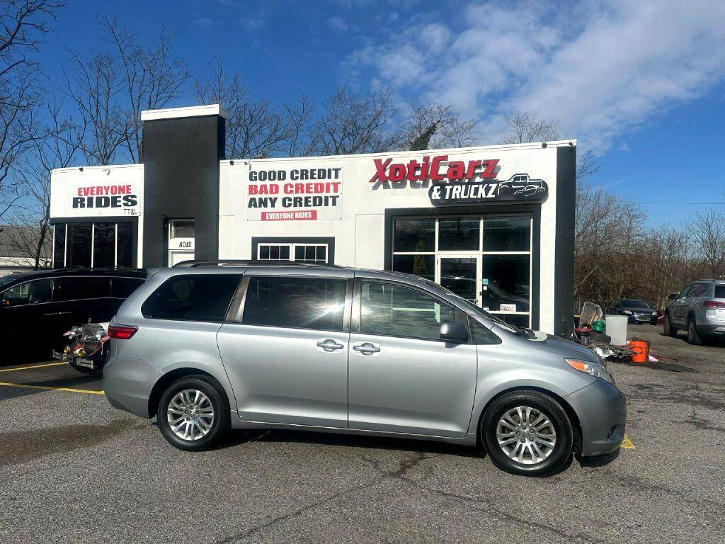 2015 Toyota Sienna XLE — Minivan — 104,850 mi — Rosedale, MD