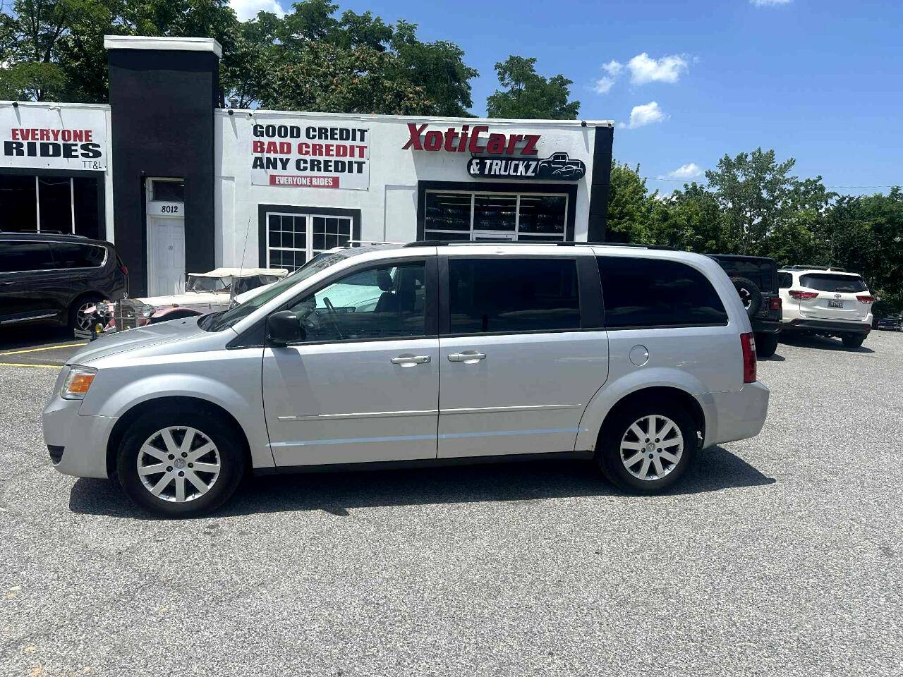 2010 Dodge Grand Caravan Hero — Minivan — 118,106 mi — Rosedale, MD