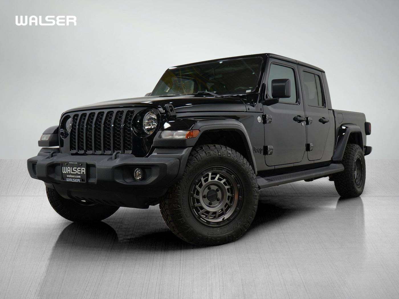 2021 Jeep Gladiator Sport S — Pickup Truck — 9,900 mi — White Bear Lake, MN