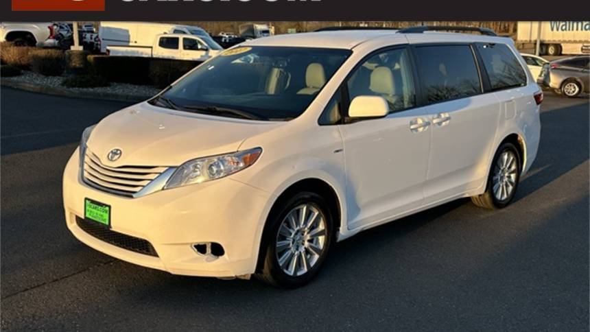2017 Toyota Sienna LE — Minivan — 100,745 mi — Chehalis, WA