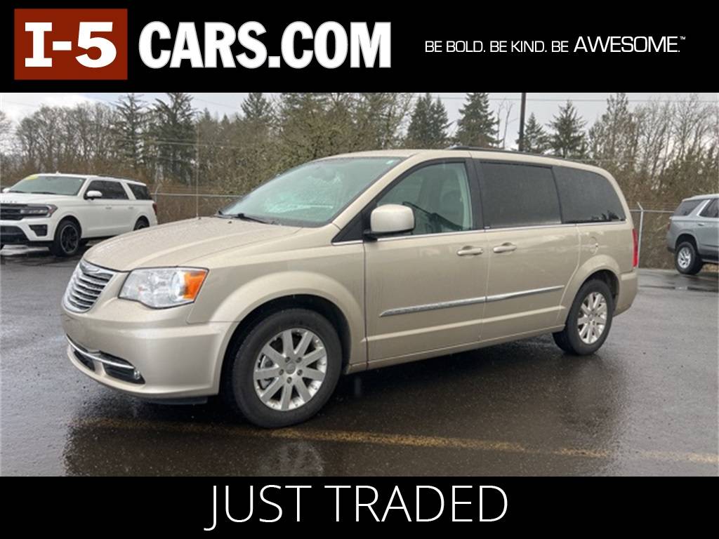 2014 Chrysler Town & Country Touring — Minivan — 54,000 mi — Chehalis, WA