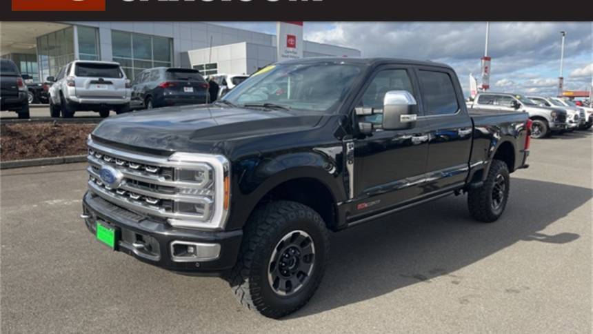 2023 Ford Super Duty F-350 Platinum — Pickup Truck — 29,130 mi — Chehalis, WA