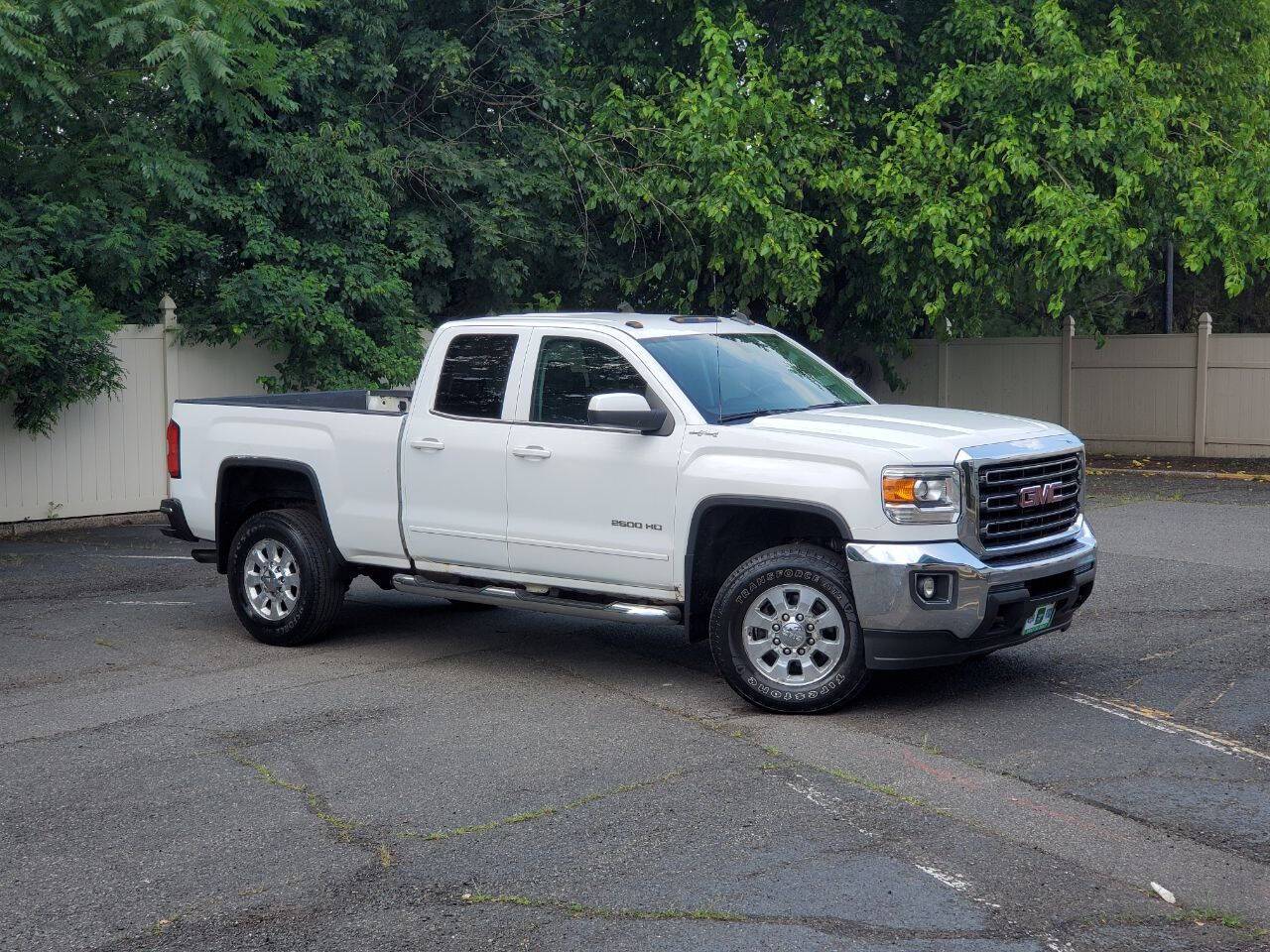 2015 GMC Sierra 2500HD SLE — Pickup Truck — 170,389 mi — Colonia, NJ