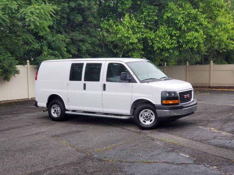 2021 GMC Savana Cargo Van Base — Cargo Van — 136,733 mi — Colonia, NJ