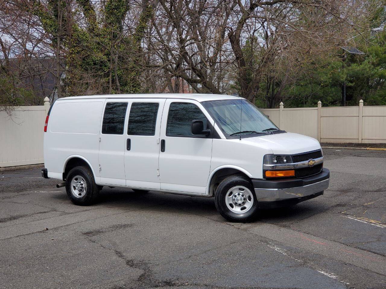 2021 Chevrolet Express Cargo Van Base — Cargo Van — 138,452 mi — Colonia, NJ