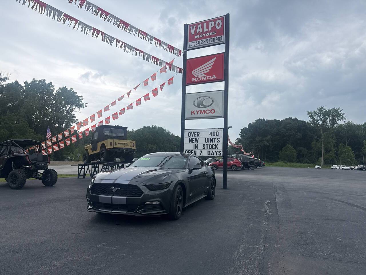 2016 Ford Mustang V6