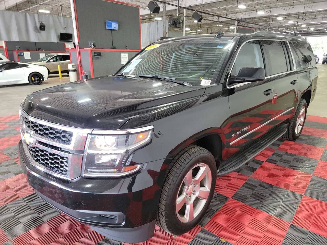 2016 Chevrolet Suburban LT — SUV — 147,419 mi — Valparaiso, IN