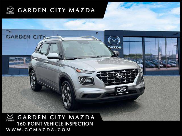 2023 Hyundai Venue SEL — SUV — 9,836 mi — Hempstead, NY