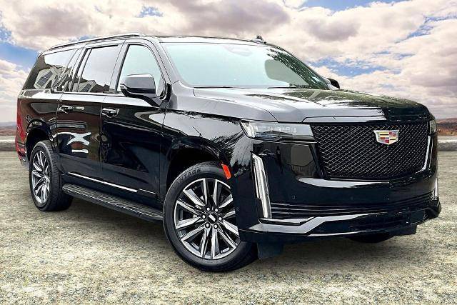 2023 Cadillac Escalade Sport