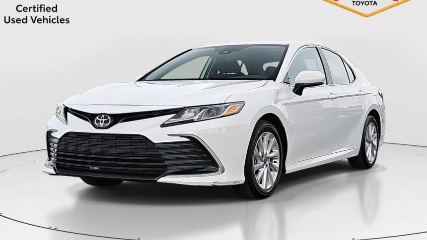 2024 Toyota Camry LE — Sedan — 29,180 mi — Las Vegas, NV