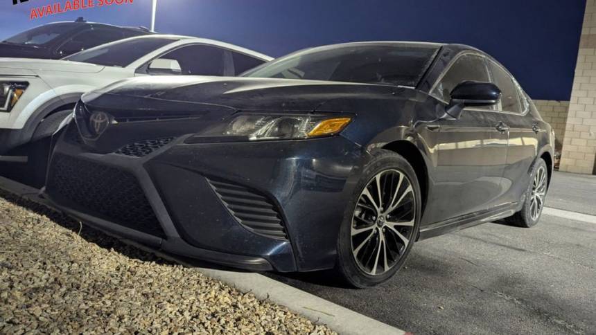 2018 Toyota Camry SE — Sedan — 80,743 mi — Las Vegas, NV