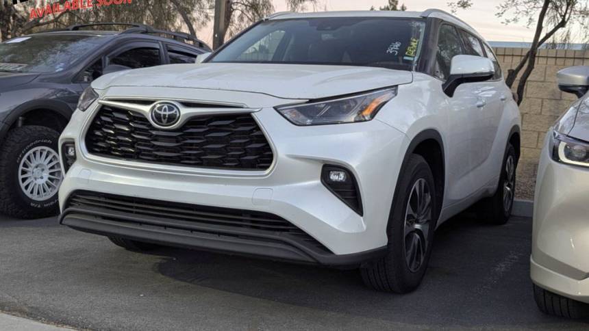 2022 Toyota Highlander XLE — SUV — 59,117 mi — Las Vegas, NV