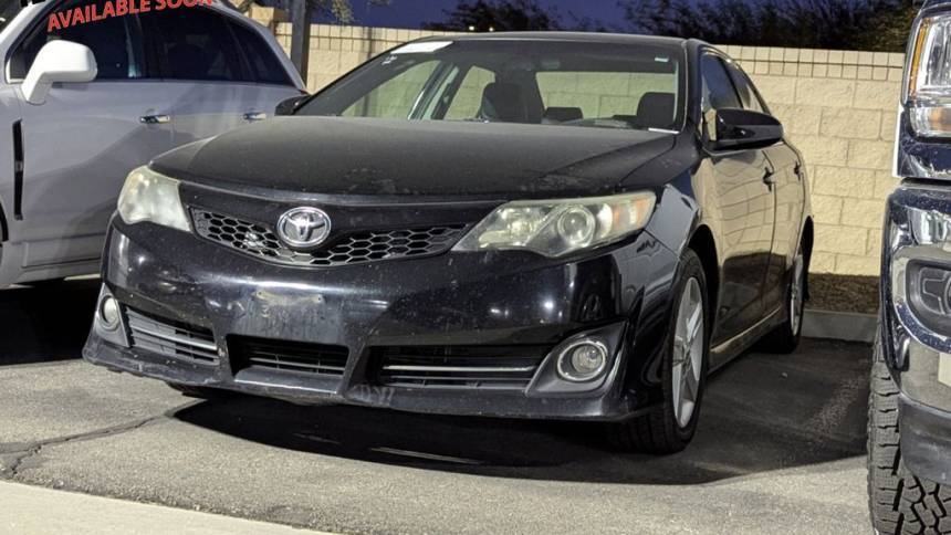 2014 Toyota Camry SE — Sedan — 132,835 mi — Las Vegas, NV