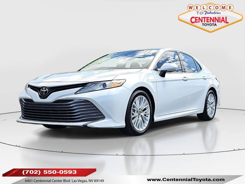 2018 Toyota Camry XLE V6 — Sedan — 136,005 mi — Las Vegas, NV
