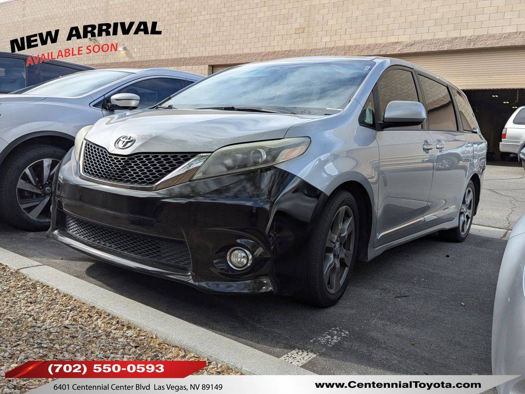 2017 Toyota Sienna SE — Minivan — 93,266 mi — Las Vegas, NV