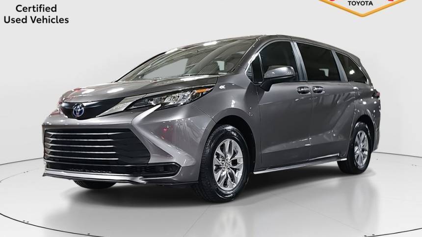2023 Toyota Sienna LE — Minivan — 39,658 mi — Las Vegas, NV