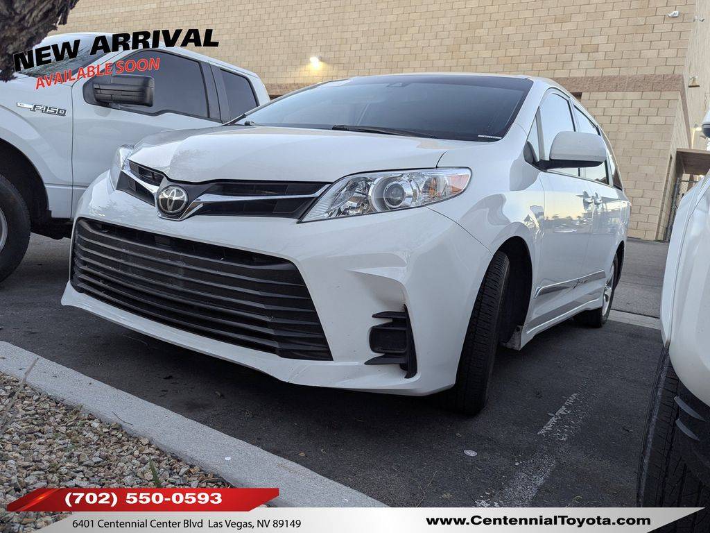 2020 Toyota Sienna LE — Minivan — 23,530 mi — Las Vegas, NV