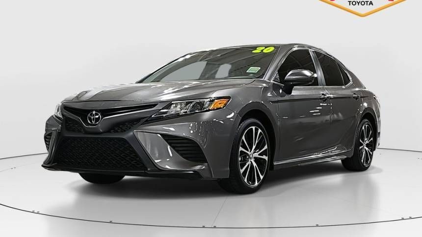 2020 Toyota Camry SE — Sedan — 112,760 mi — Las Vegas, NV