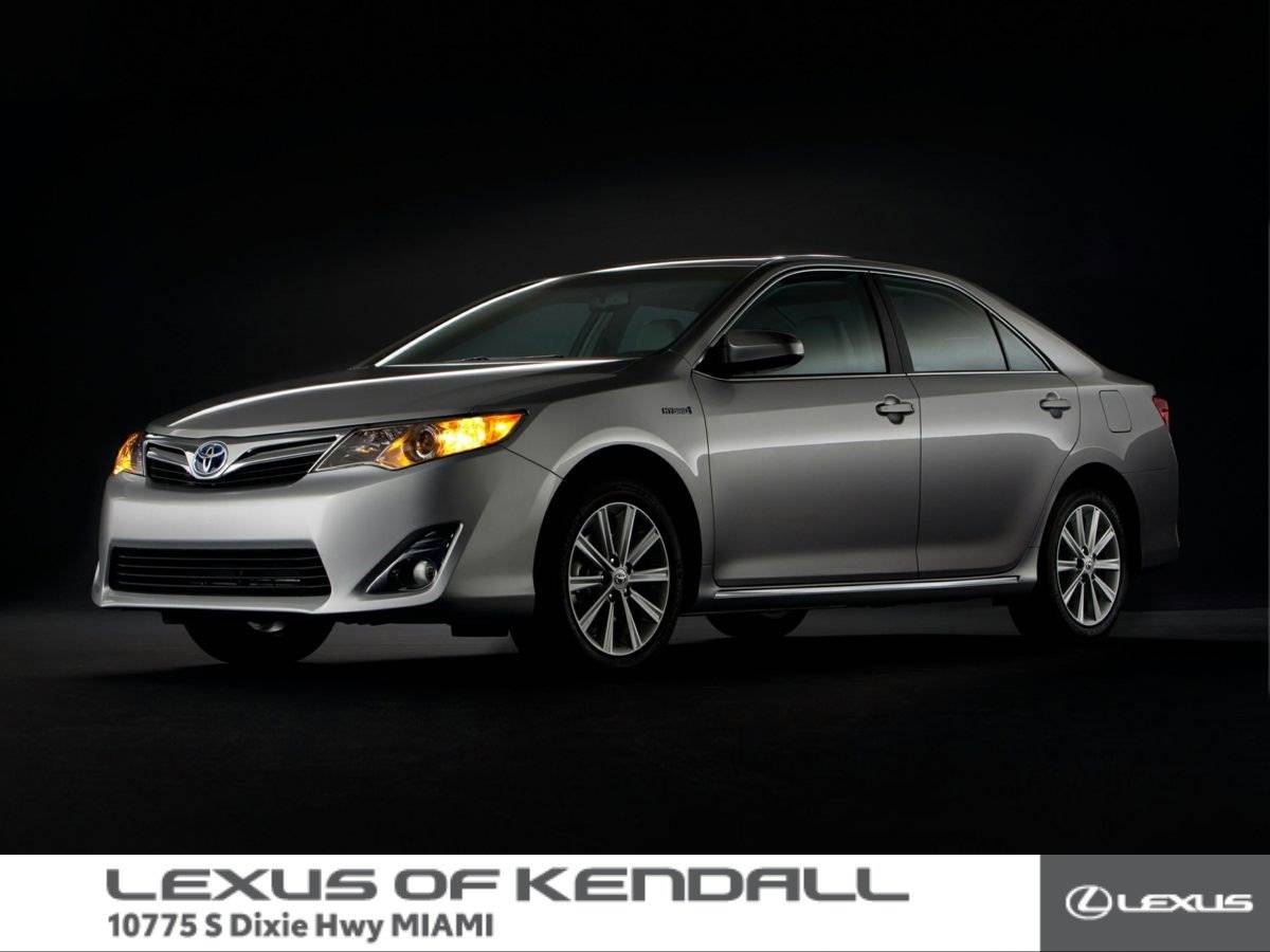 2012 Toyota Camry L — Sedan — 142,161 mi — Miami, FL