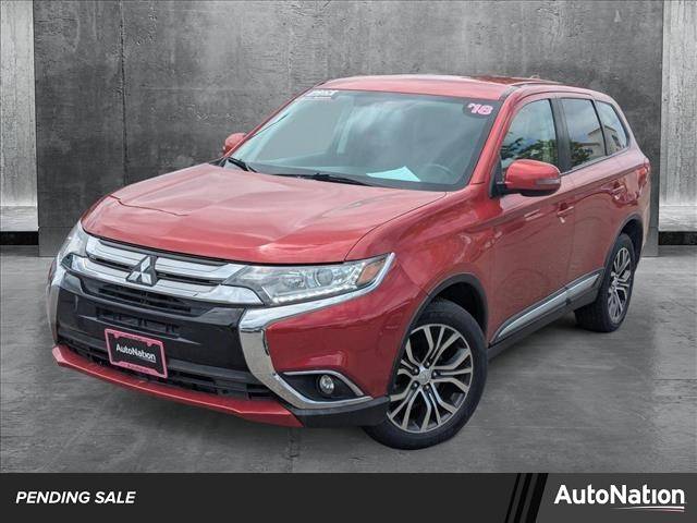 2018 Mitsubishi Outlander ES — SUV — 87,409 mi — Centennial, CO