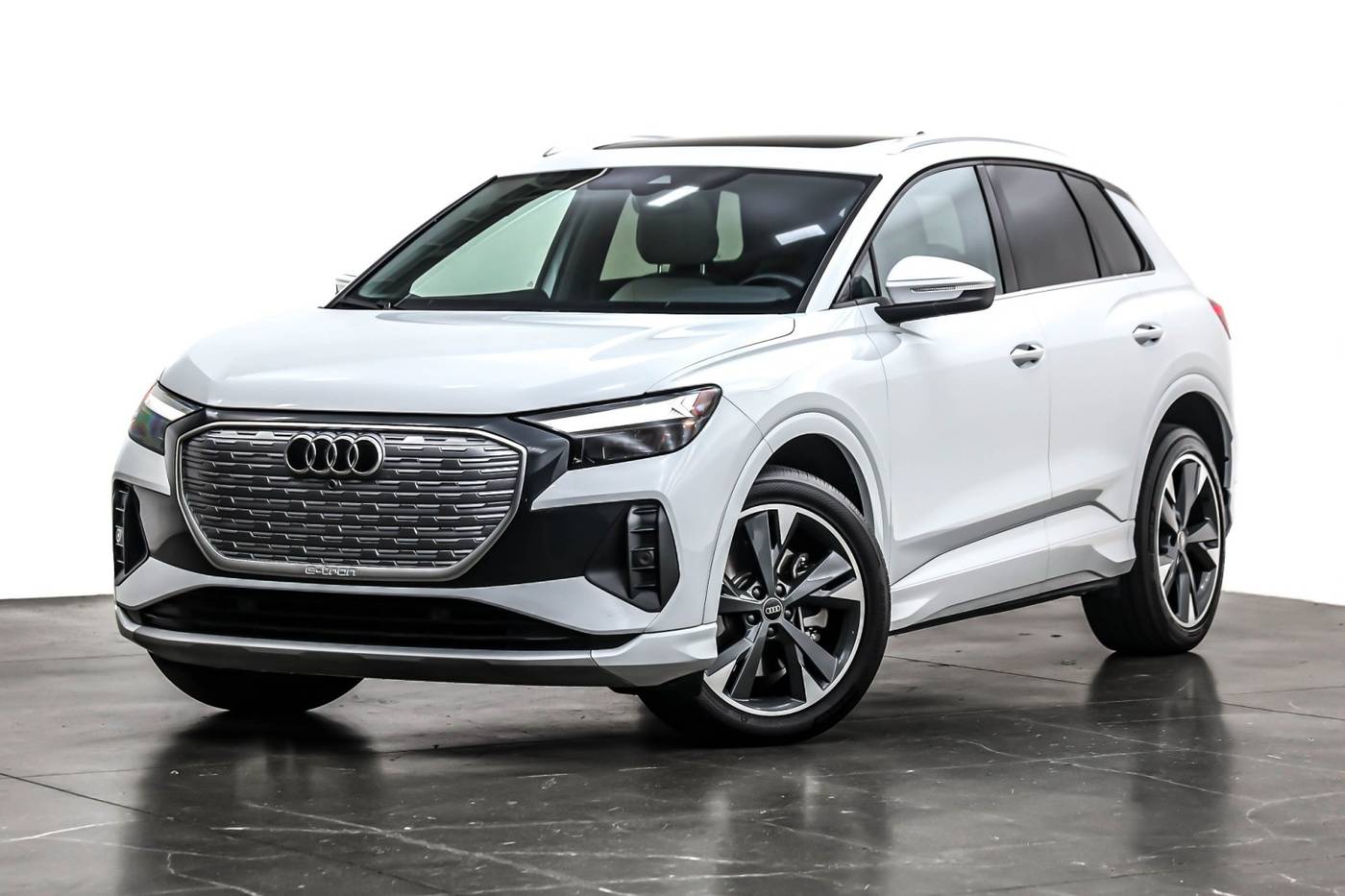 2022 Audi Q4 e-tron Premium — SUV — 30,993 mi — Costa Mesa, CA