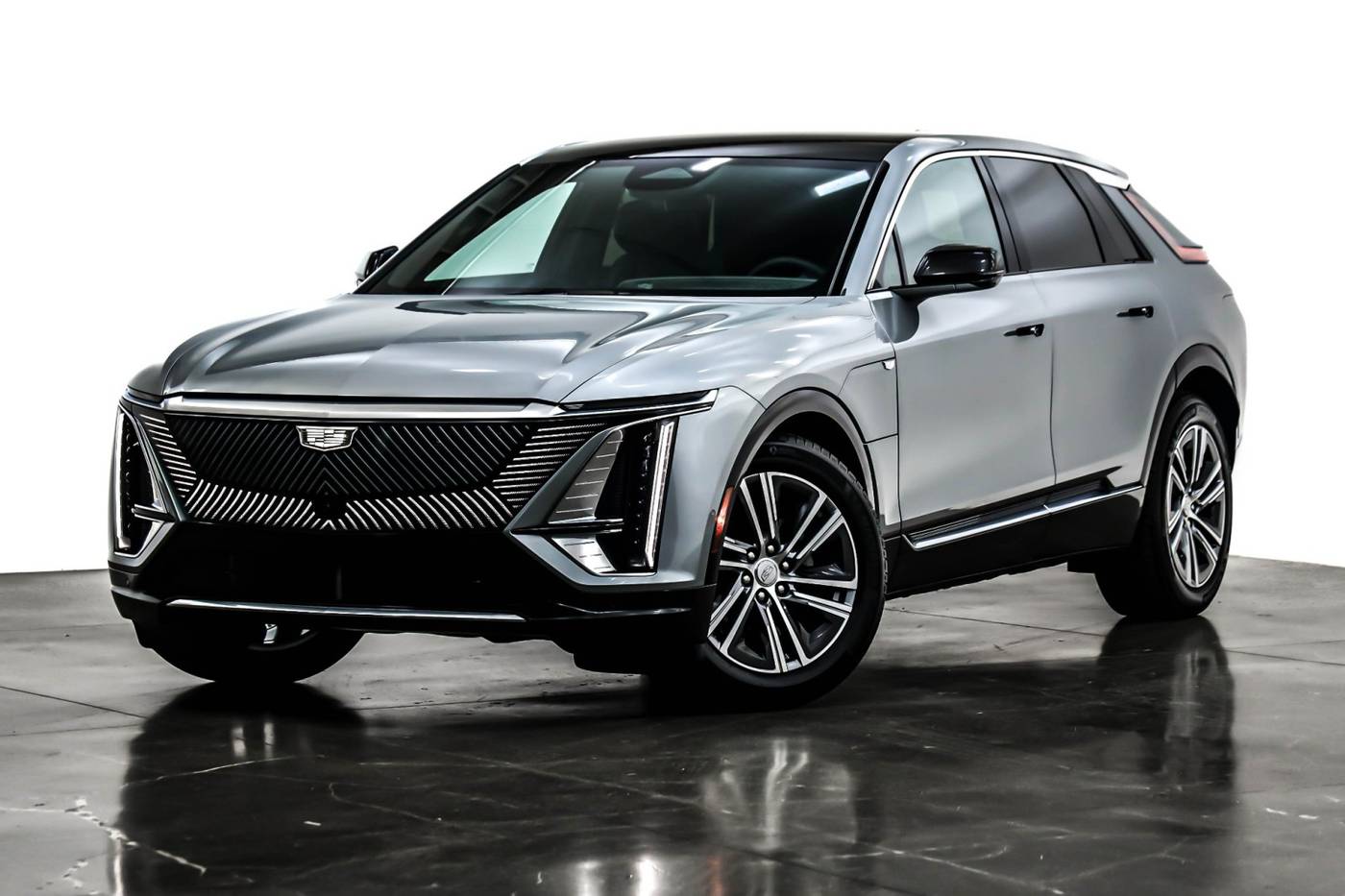 2025 Cadillac LYRIQ Luxury — SUV — 5,107 mi — Costa Mesa, CA