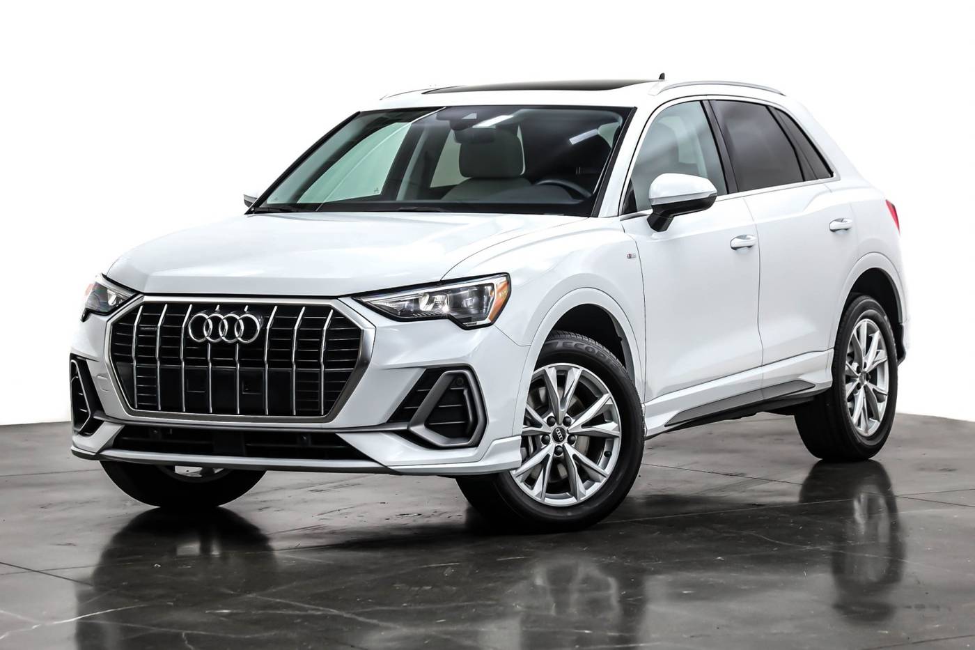 2022 Audi Q3 S line Premium — SUV — 32,243 mi — Costa Mesa, CA