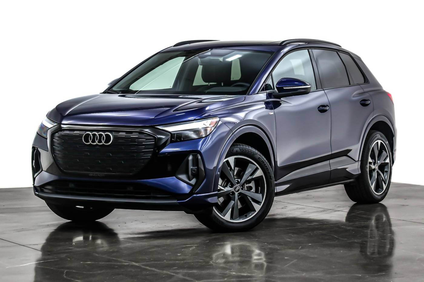 2024 Audi Q4 e-tron Premium Plus — SUV — 15,377 mi — Costa Mesa, CA