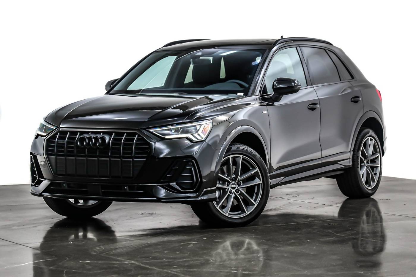 2025 Audi Q3 S line Premium — SUV — 326 mi — Costa Mesa, CA