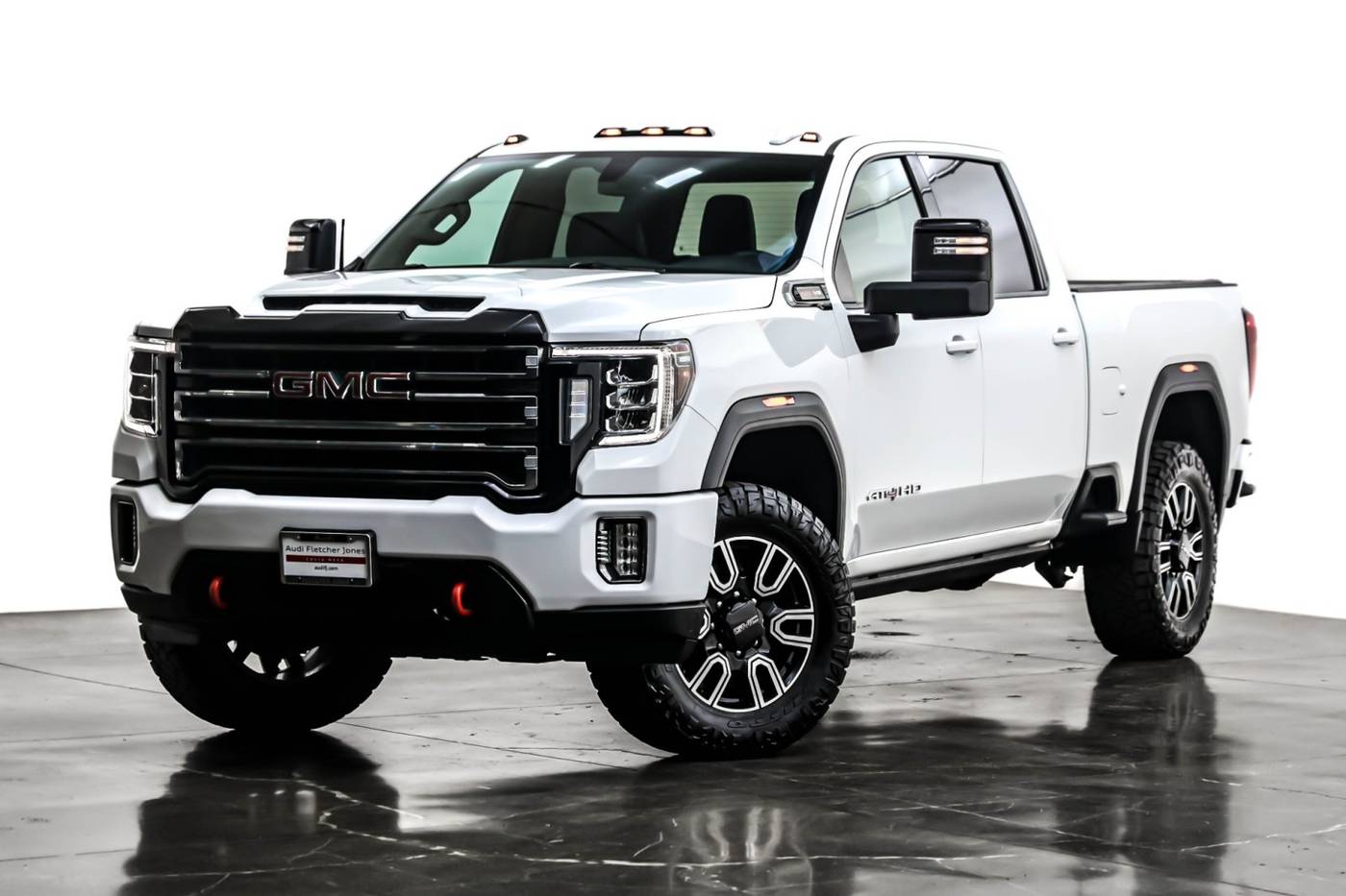 2022 GMC Sierra 2500HD AT4 — Pickup Truck — 55,361 mi — Costa Mesa, CA