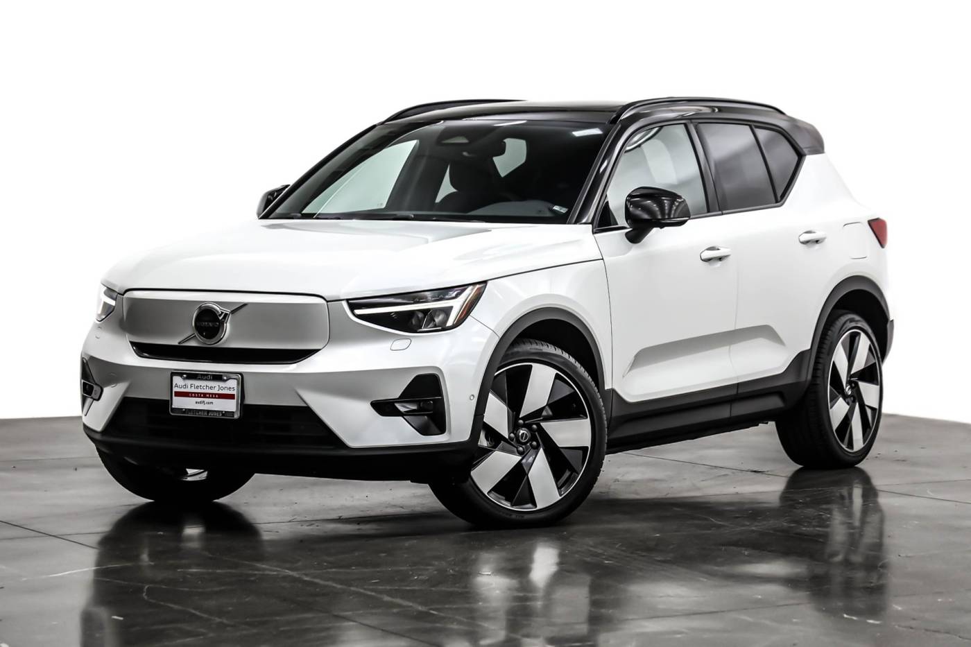 2023 Volvo XC40 Recharge Ultimate — SUV — 5,819 mi — Costa Mesa, CA
