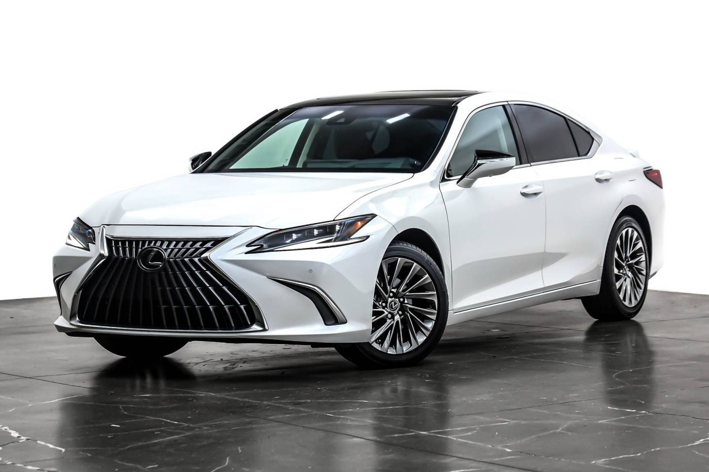 2024 Lexus ES ES 300h Luxury — Sedan — 3,640 mi — Costa Mesa, CA