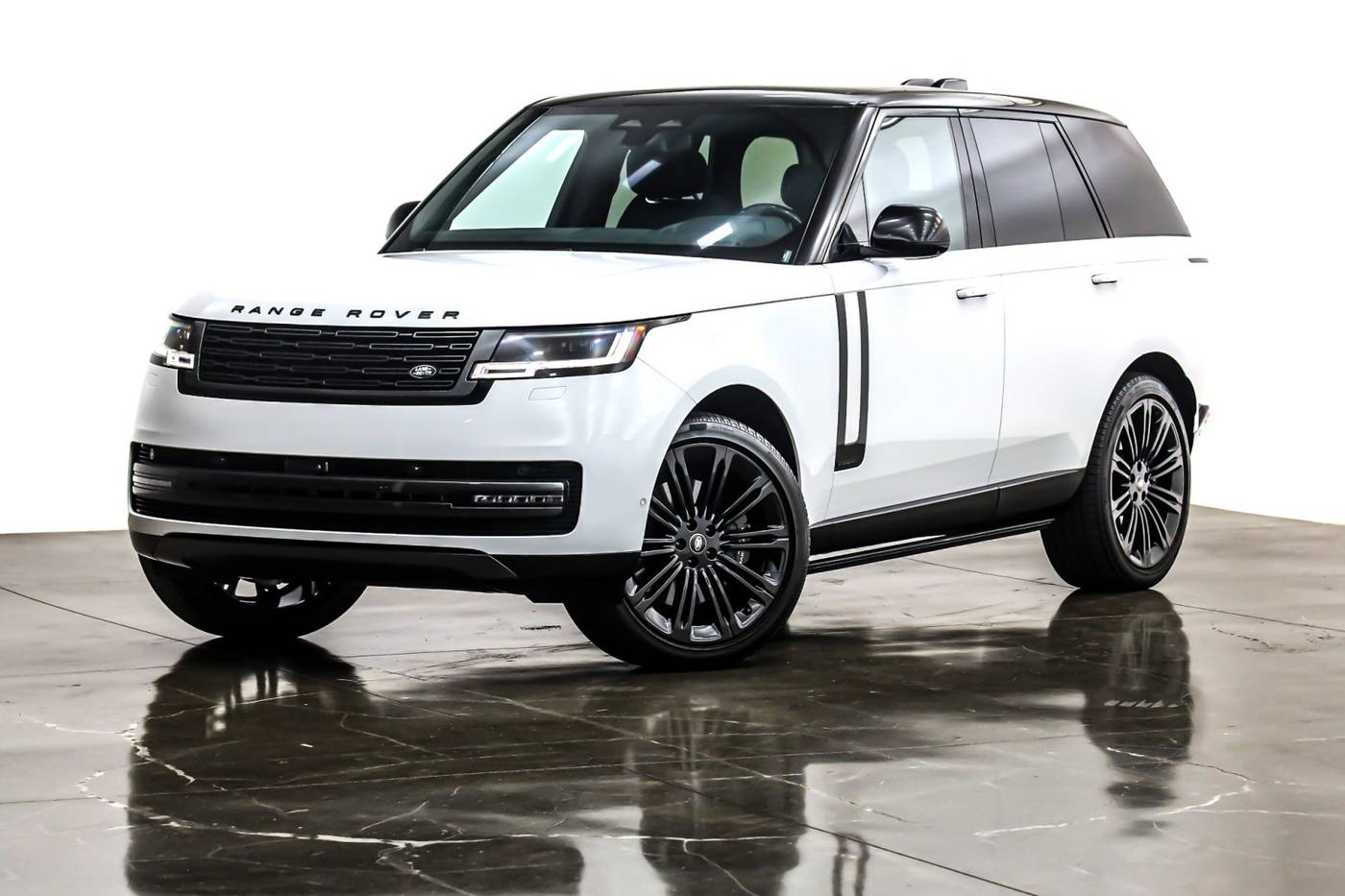 2025 Land Rover Range Rover Autobiography — SUV — 9,600 mi — Costa Mesa, CA