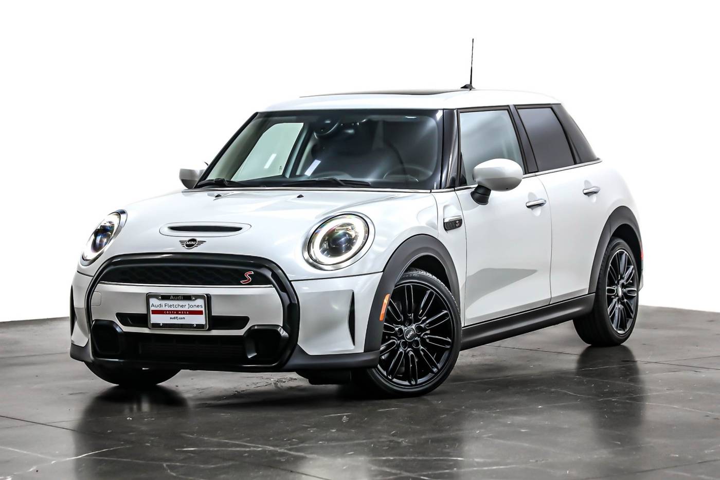 2024 MINI Hardtop Cooper S — Hatchback — 28,994 mi — Costa Mesa, CA