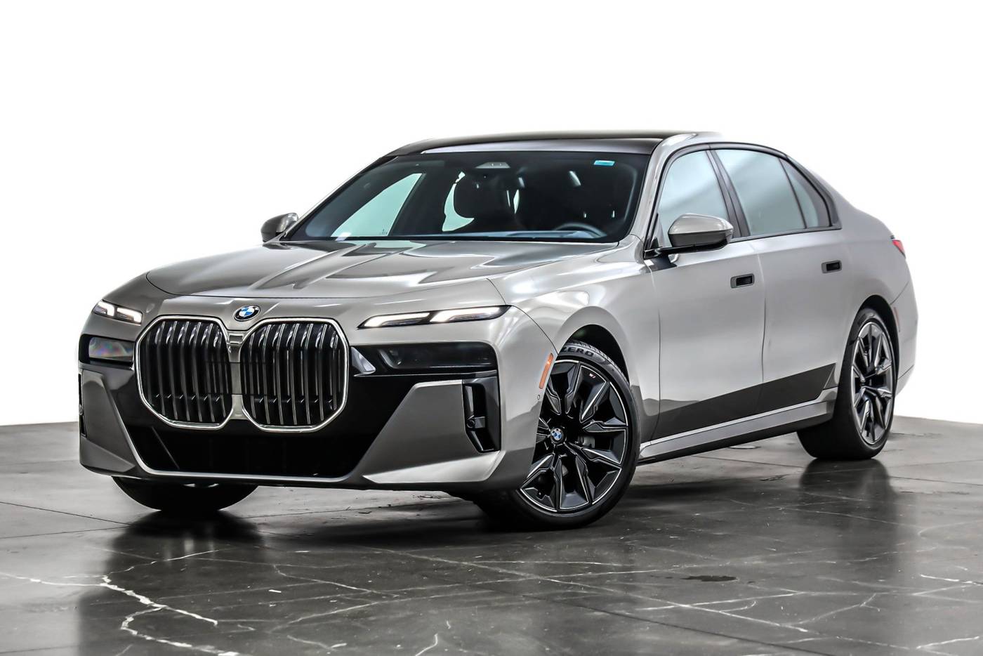 2023 BMW 7 Series 740i — Sedan — 7,898 mi — Costa Mesa, CA