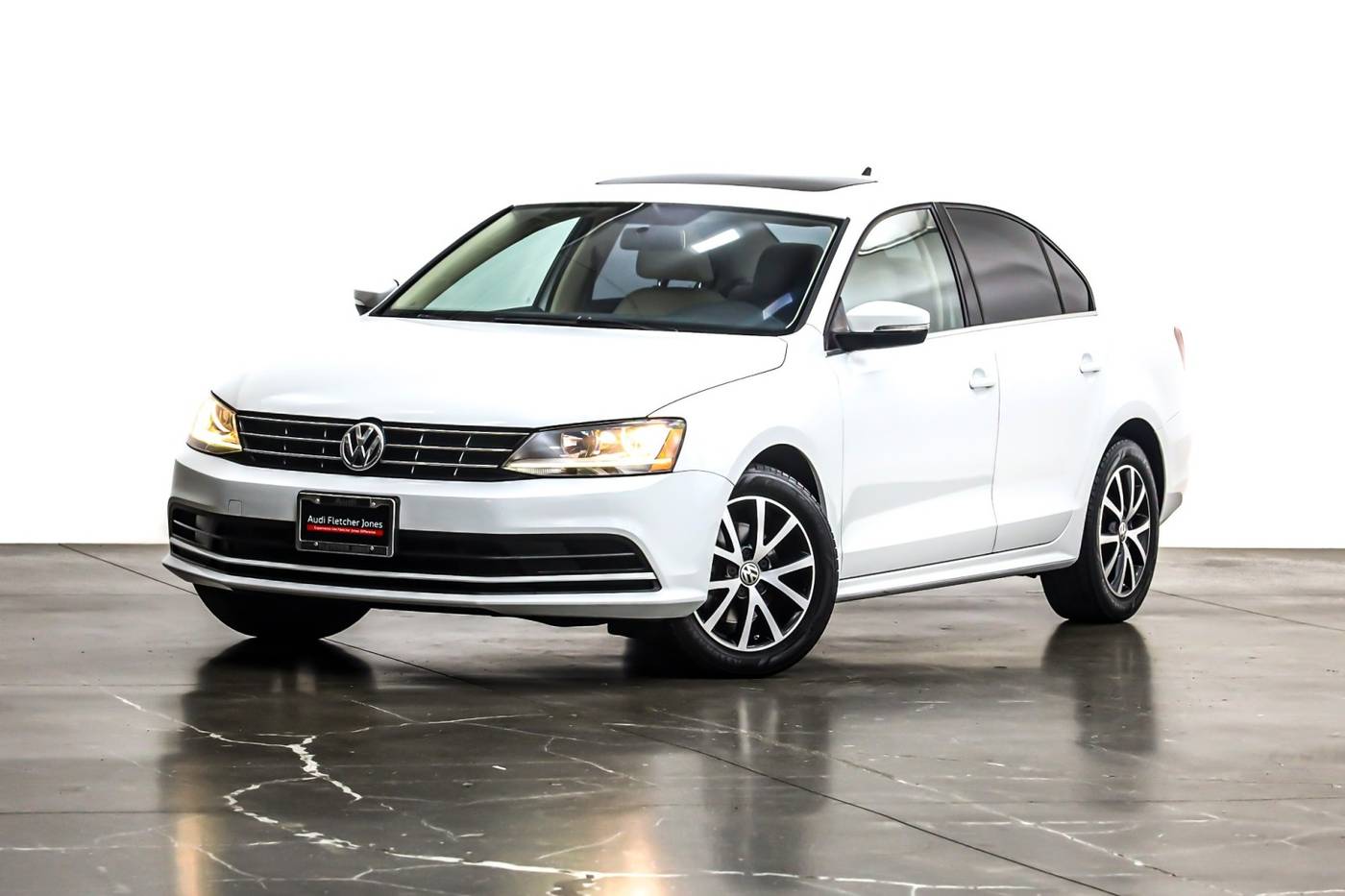 2018 Volkswagen Jetta 1.4T SE — Sedan — 64,536 mi — Costa Mesa, CA