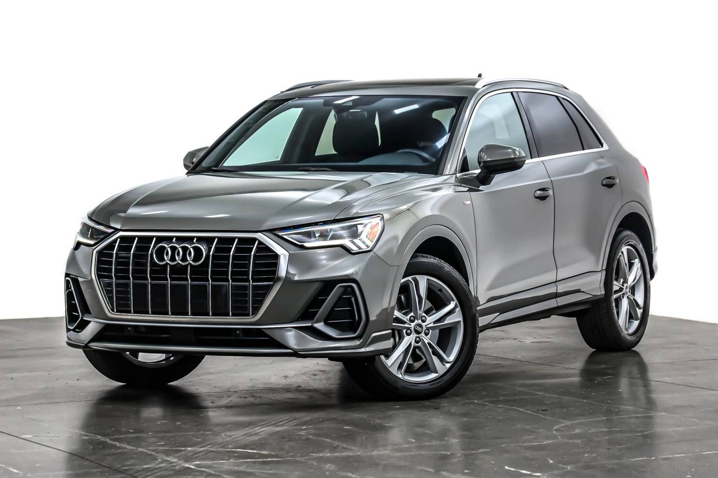 2022 Audi Q3 S line Premium Plus — SUV — 22,356 mi — Costa Mesa, CA
