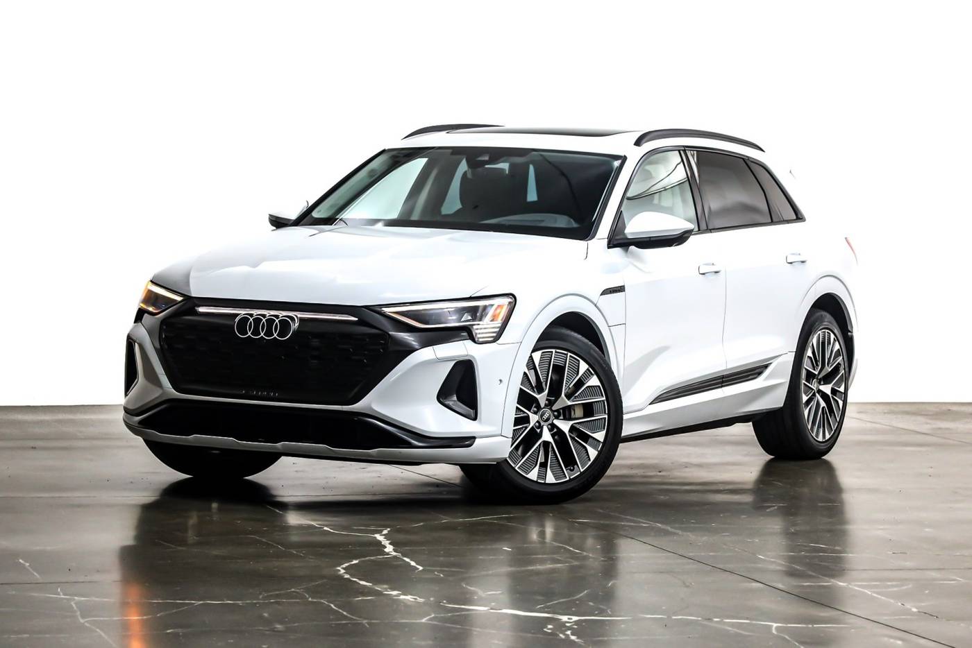 2024 Audi Q8 e-tron Prestige — SUV — 19,452 mi — Costa Mesa, CA