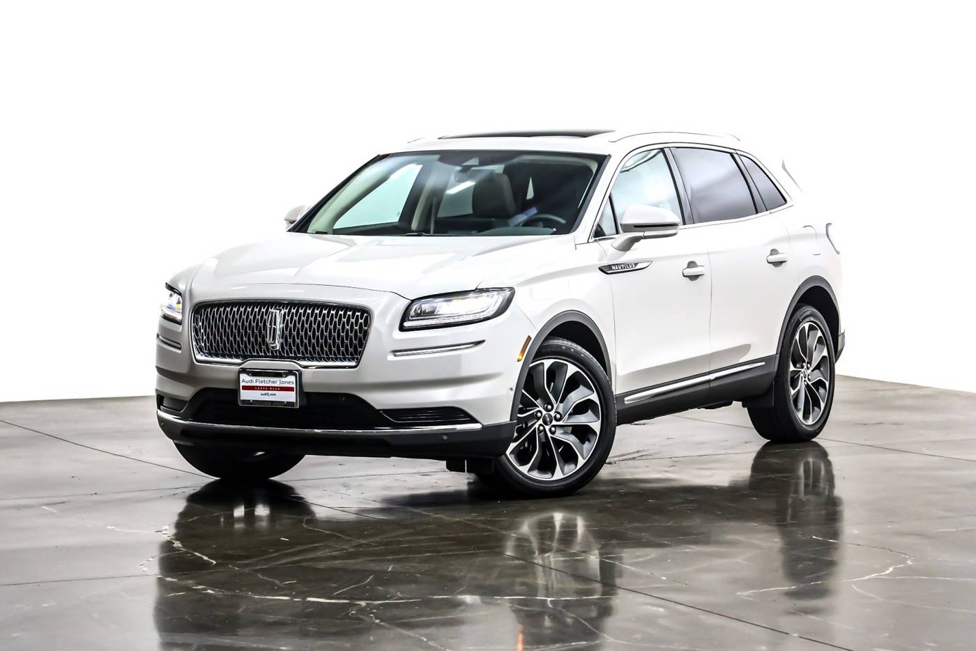 2023 Lincoln Nautilus Reserve — SUV — 13,393 mi — Costa Mesa, CA