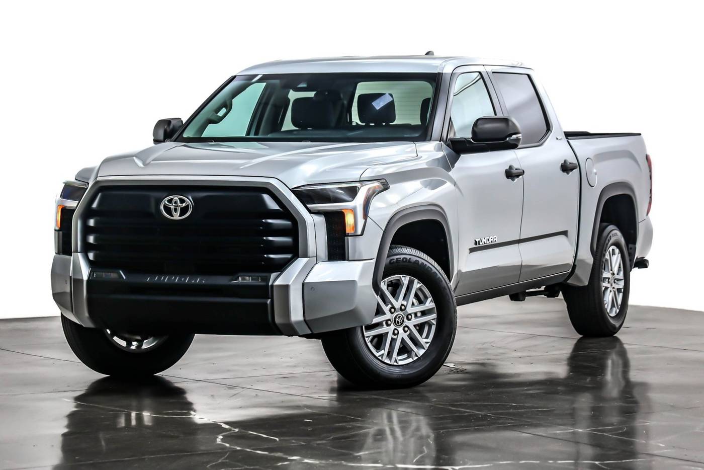 2024 Toyota Tundra SR5 — Pickup Truck — 24,584 mi — Costa Mesa, CA