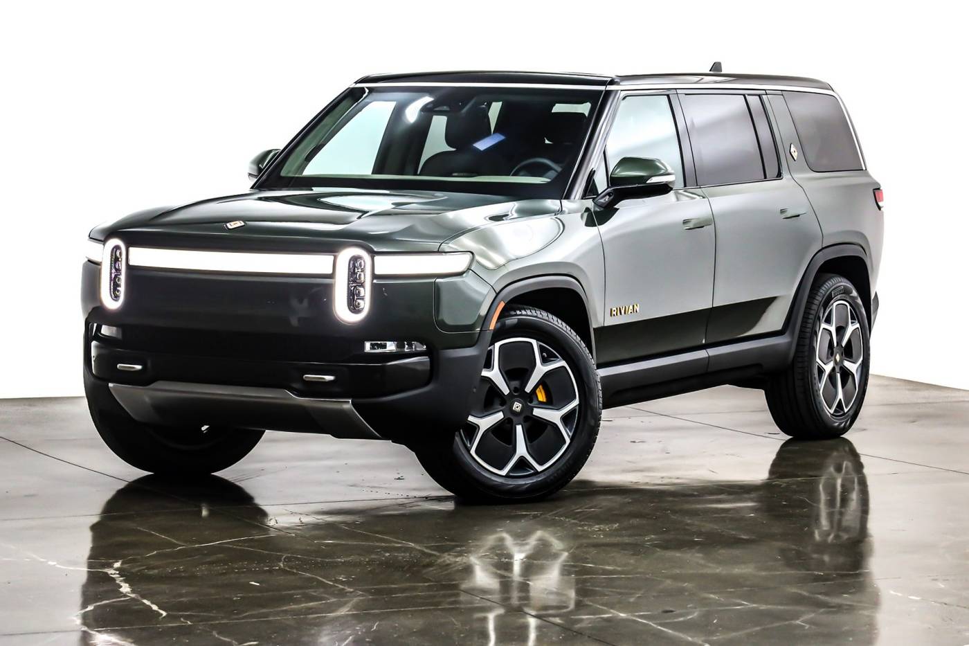 2023 Rivian R1S
