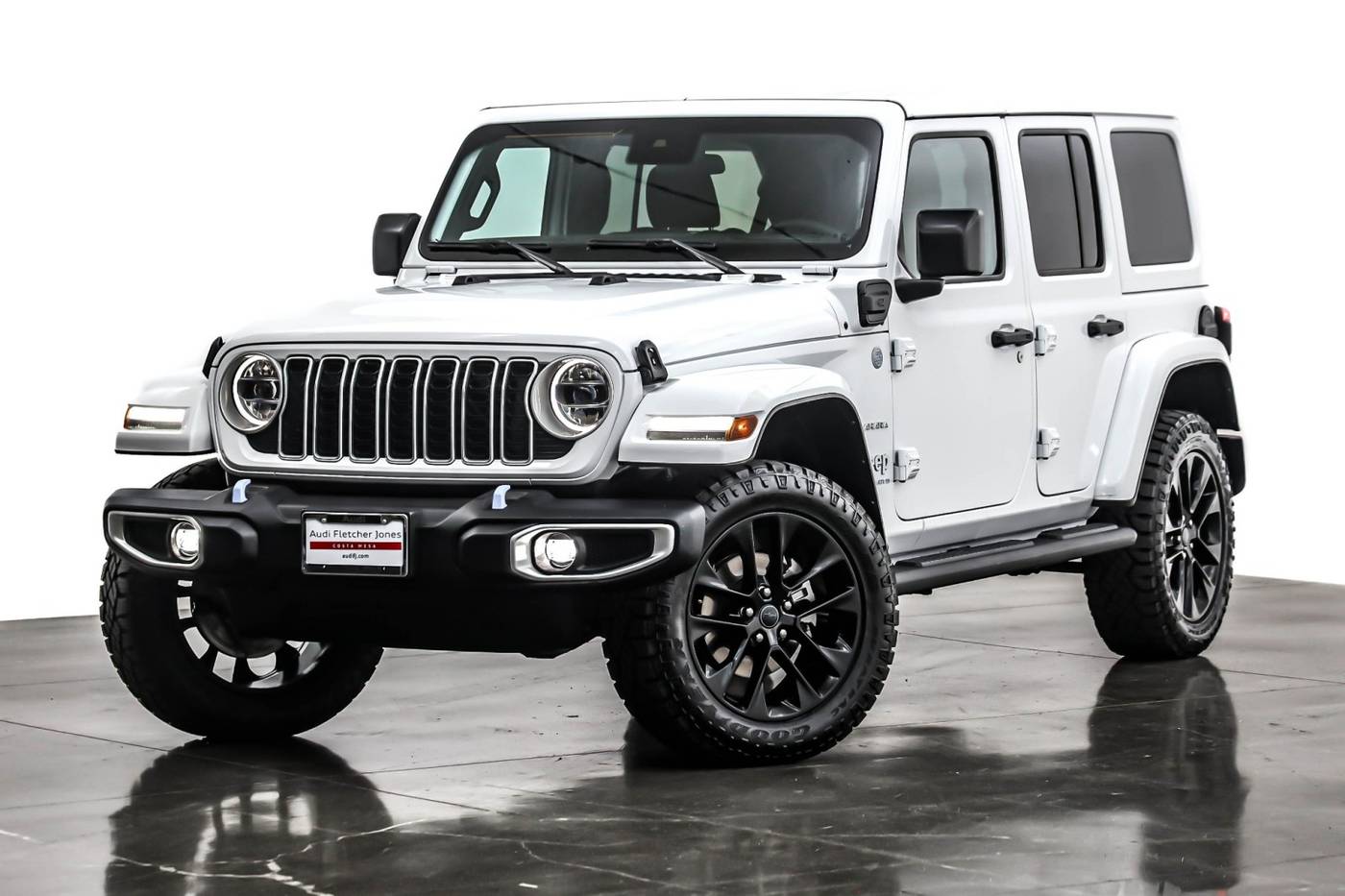 2024 Jeep Wrangler Sahara — SUV — 30,847 mi — Costa Mesa, CA