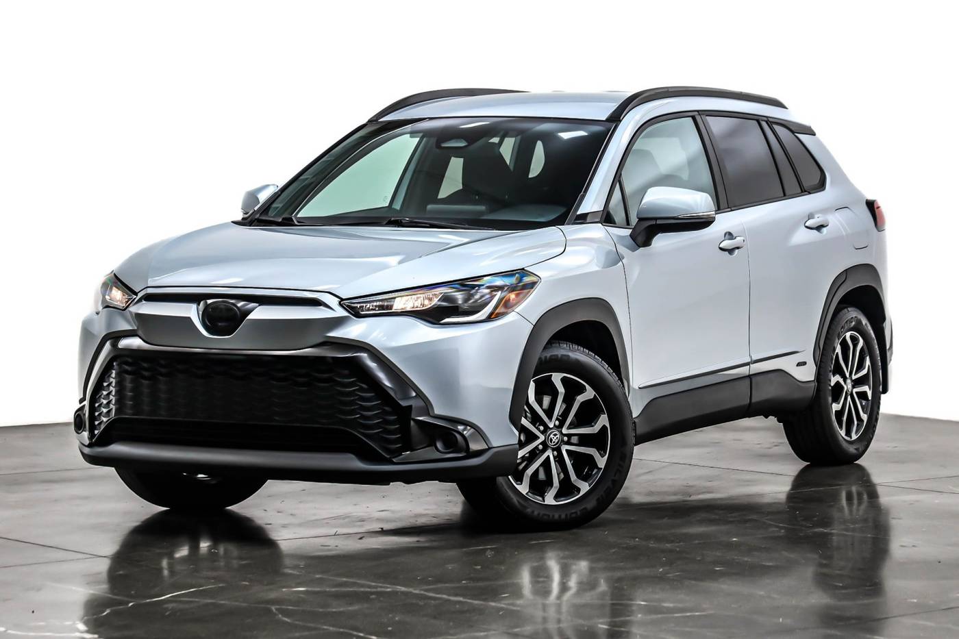 2023 Toyota Corolla Cross Hybrid SE — SUV — 25,285 mi — Costa Mesa, CA