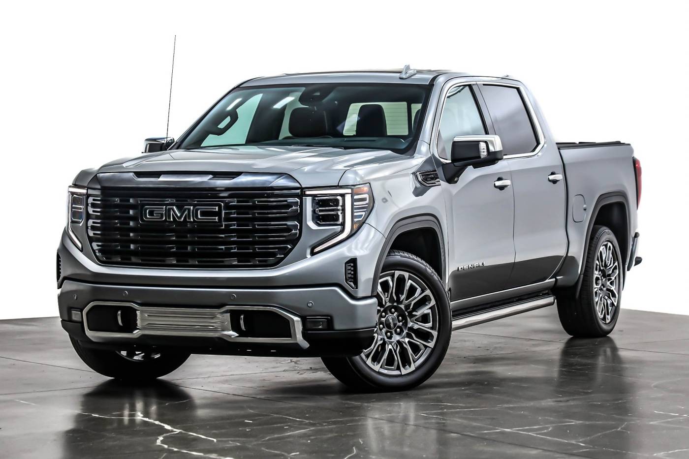 2024 GMC Sierra 1500 Denali Ultimate — Pickup Truck — 16,277 mi — Costa Mesa, CA