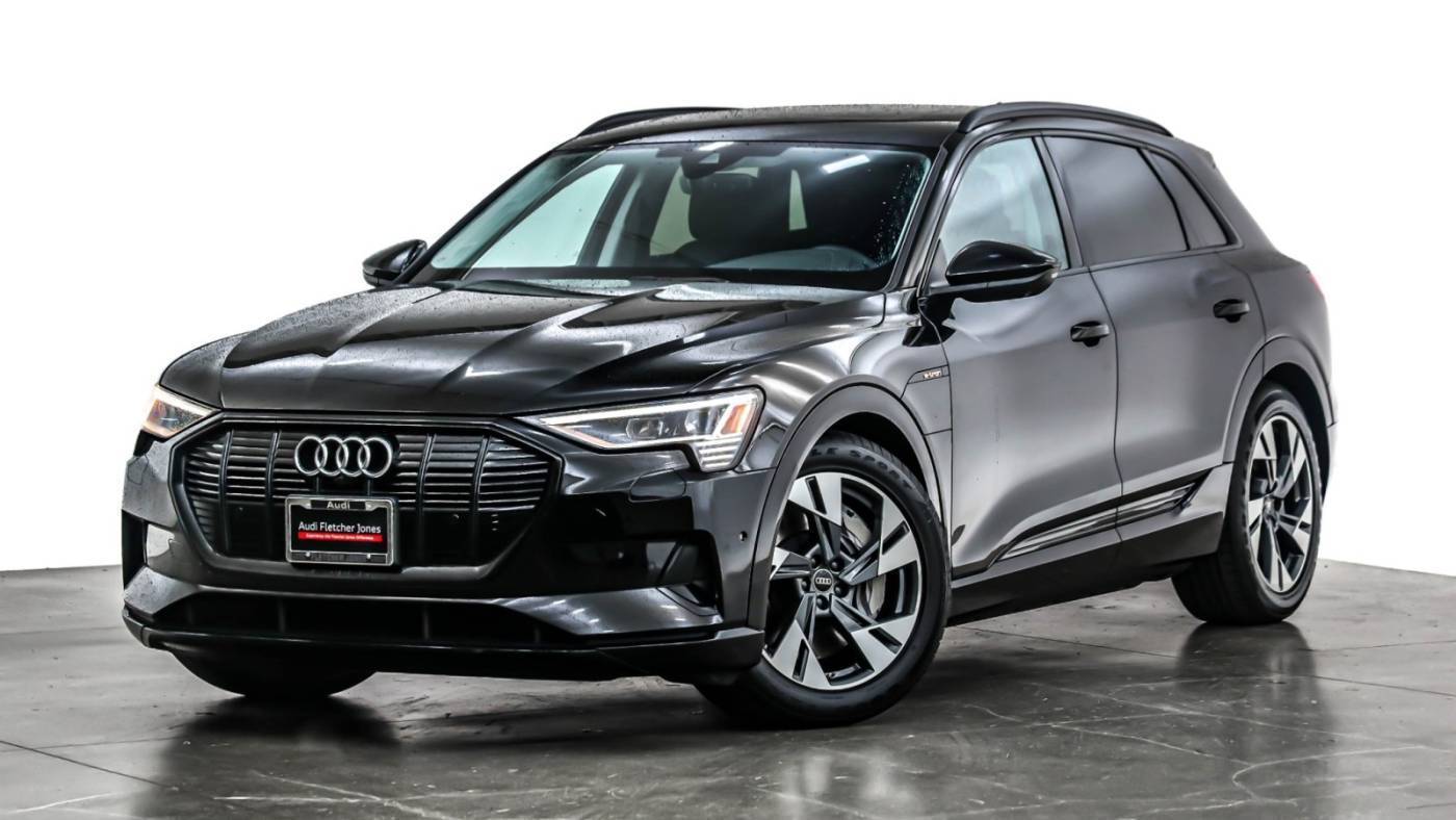 2022 Audi e-tron quattro Premium