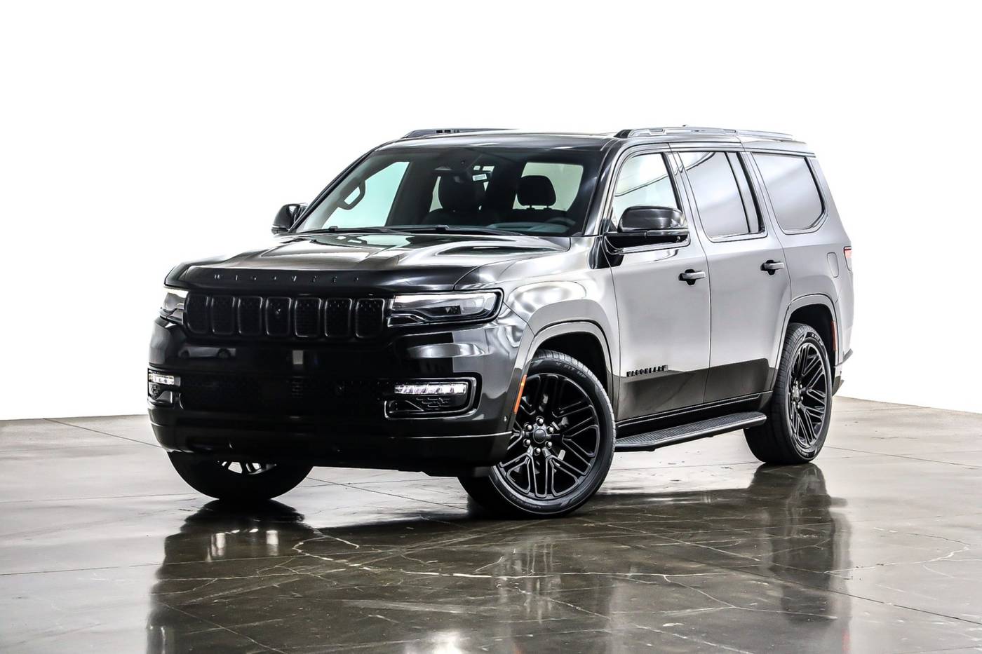 2022 Jeep Wagoneer Series III Carbide — SUV — 43,211 mi — Costa Mesa, CA
